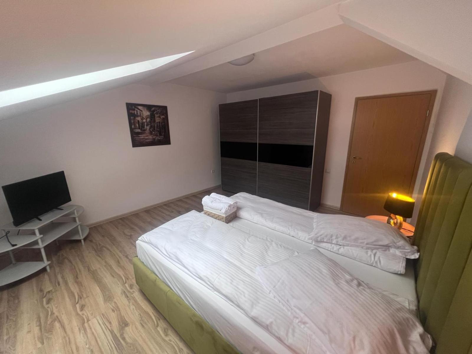 Helix Apartaments Sibiu Habitación foto